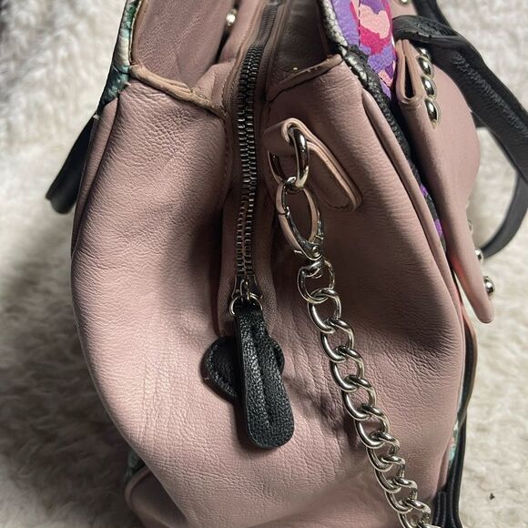 Betsey Johnson multi color quilted Shoulder bag large mauve bow & studs accent - Picture 7 of 15